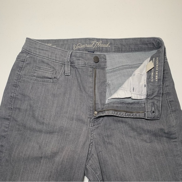 UNIVERSAL THREADS SIZE 8 Women Jeans High Rise Skinny Gray Casual Date Everyday - Picture 6 of 16